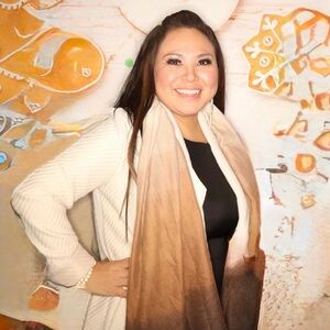 Meet your Posher, Qinugan